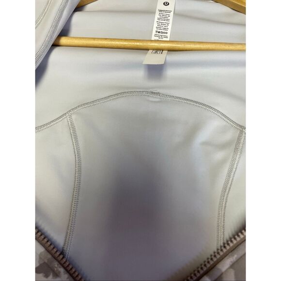 Lululemon NWT Define Cropped Jacket Nulu Thawed Camo Warm Size 2 - Picture 10 of 14